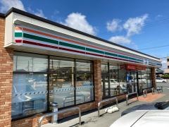 セブンイレブン　豊川篠束町店
