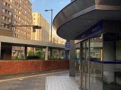 みずほ銀行　鶴見駅前支店