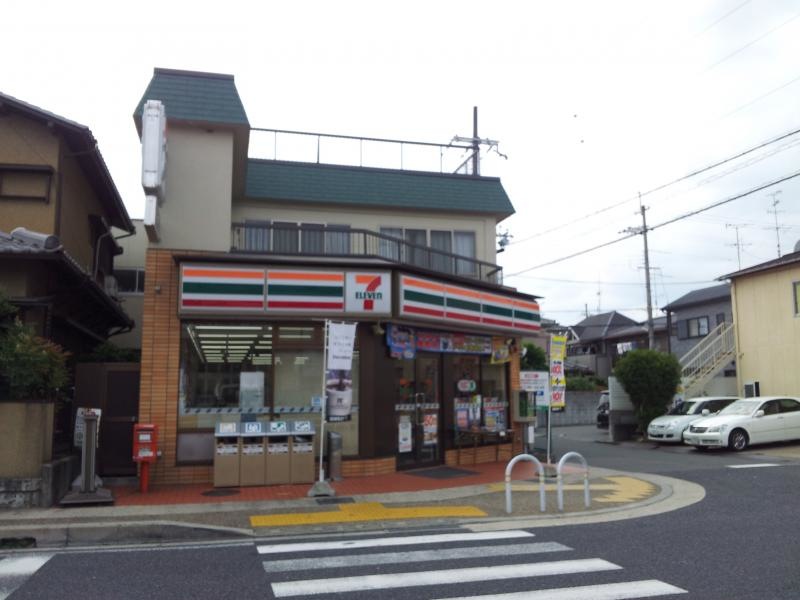 正面です。