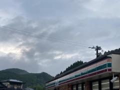 セブンイレブン　佐賀三瀬店