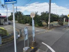 「小見野学校」バス停留所