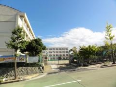 白川小学校