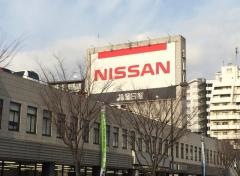福岡日産福岡店