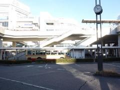 「茅ケ崎駅」バス停留所