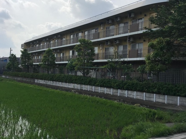 クォーターヴィレッジ 施設外観