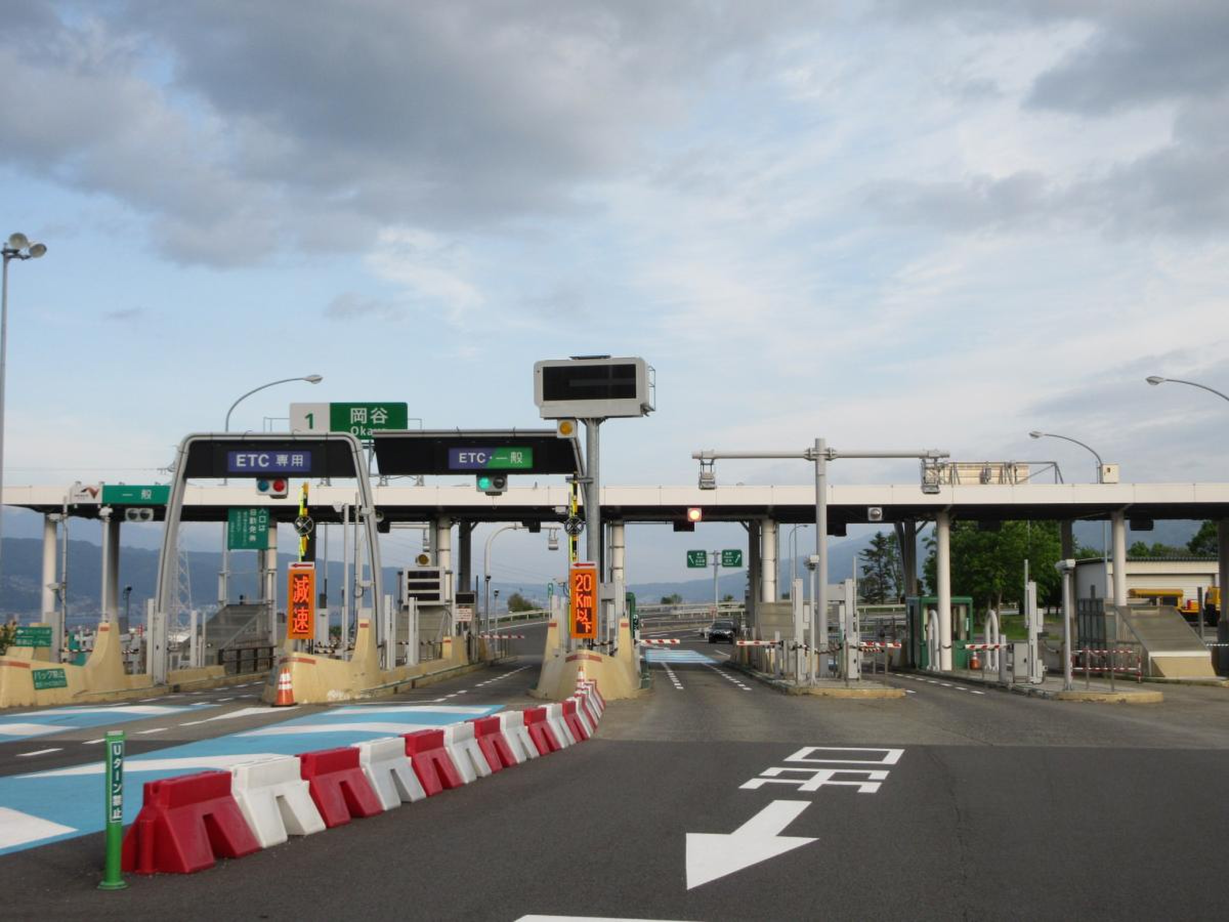 岡谷 インター 入口