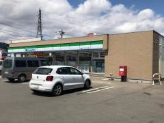ファミリーマート　長野アップルライン店