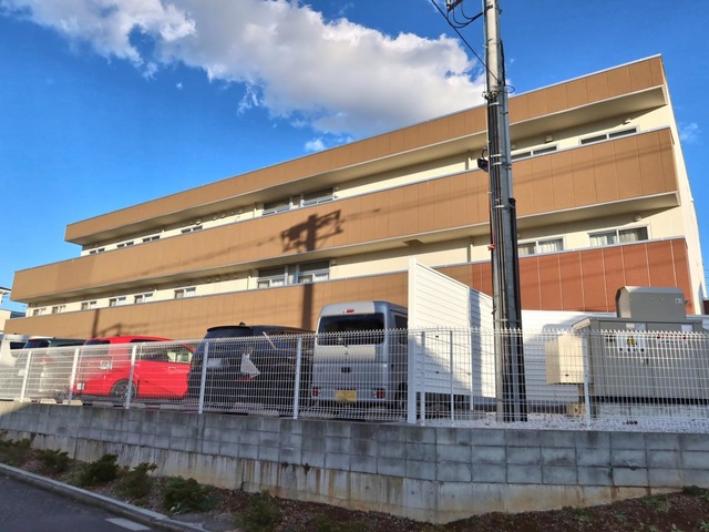ホームステーションらいふ瀬谷 建物全景