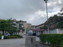 高岡市立高岡西部中学校