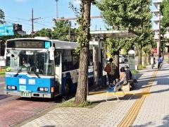 「市役所前」バス停留所
