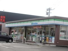 ファミリーマート　各務原三ツ池二丁目店