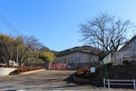 伊勢小学校