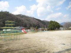 鶴喜小学校