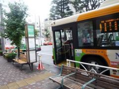 「恵比寿駅前」バス停留所