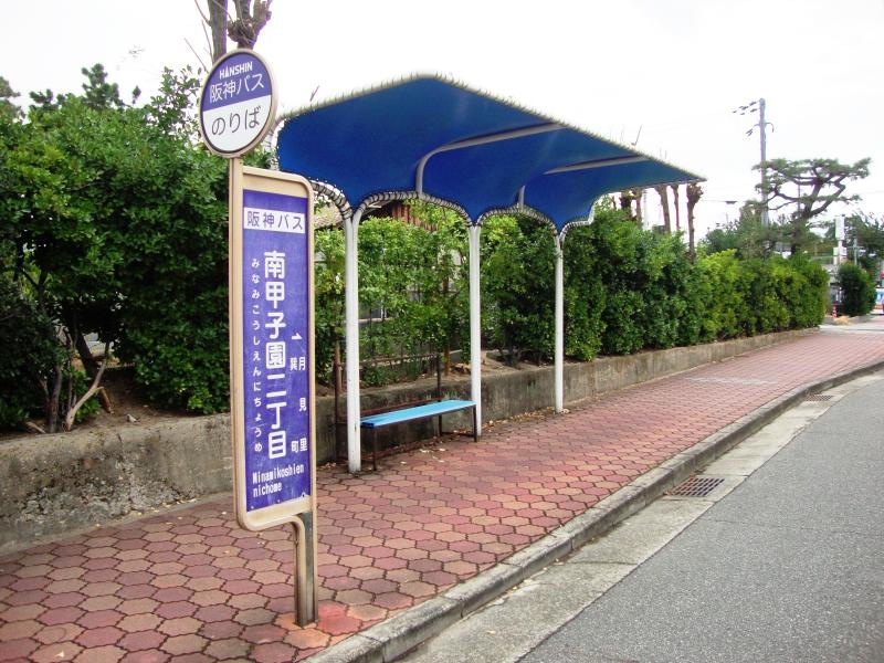 バス停外観