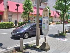 「小田急通り」バス停留所
