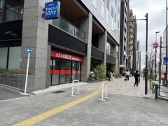 クスリの龍生堂薬局　新宿明治通り店