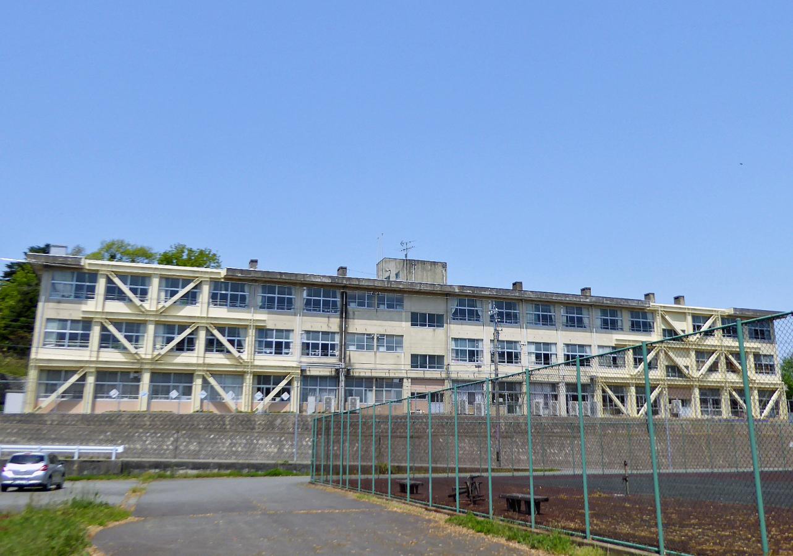 福井市鶉小学校