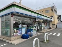 ファミリーマート　蟹江源氏四丁目店
