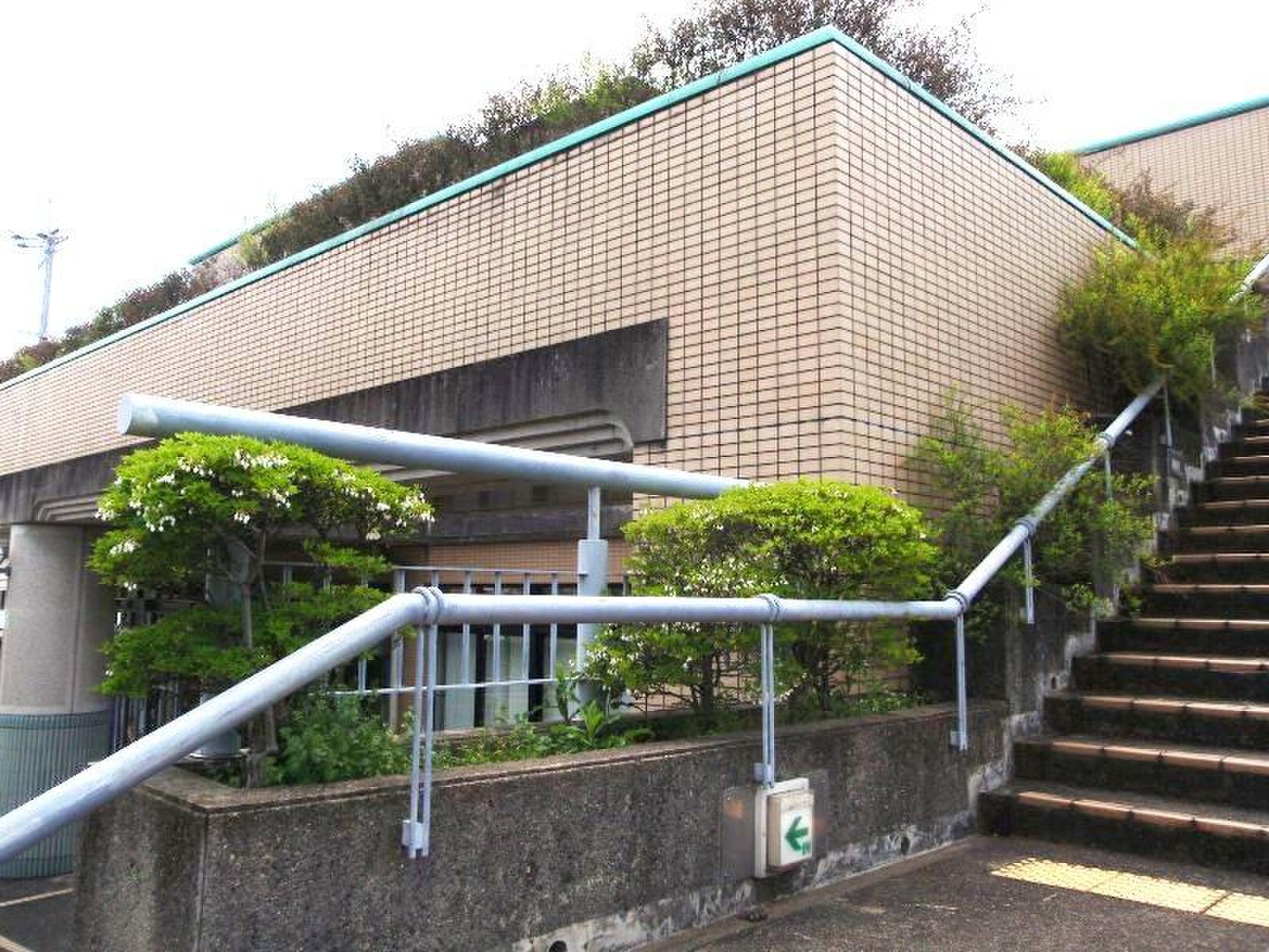 京都 市 西 文化 会館 ウエスティ
