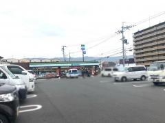 ファミリーマート　東大阪玉串町西店