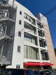 マル海渡辺水産　レストラン海岸通り