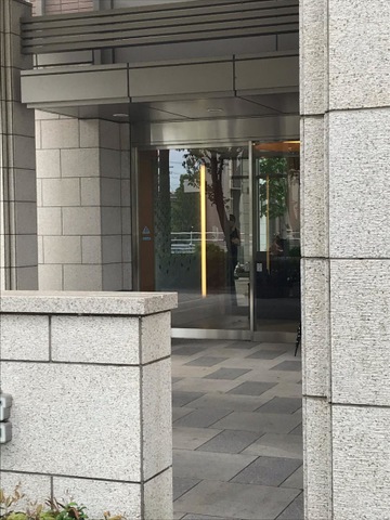 施設入口