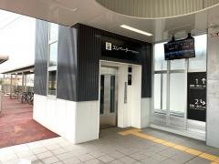 高岡やぶなみ駅