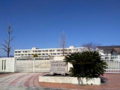 岡山小学校