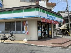 ファミリーマート　豊中千成店