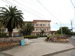 本郷小学校