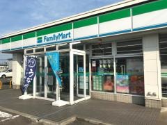 ファミリーマート　つがる柏店