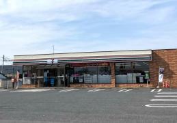 セブンイレブン　筑西下館運動公園前店