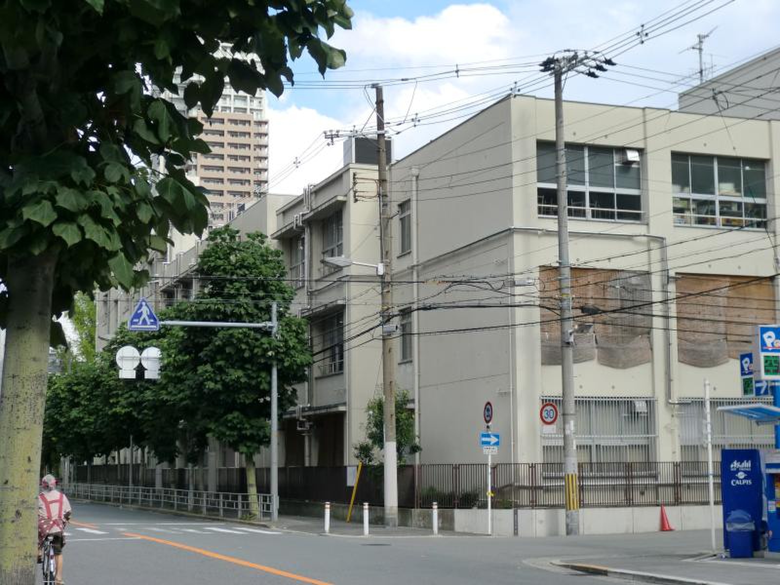 大阪市立堀江中学校 レビュー