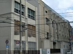 大阪市立堀江中学校