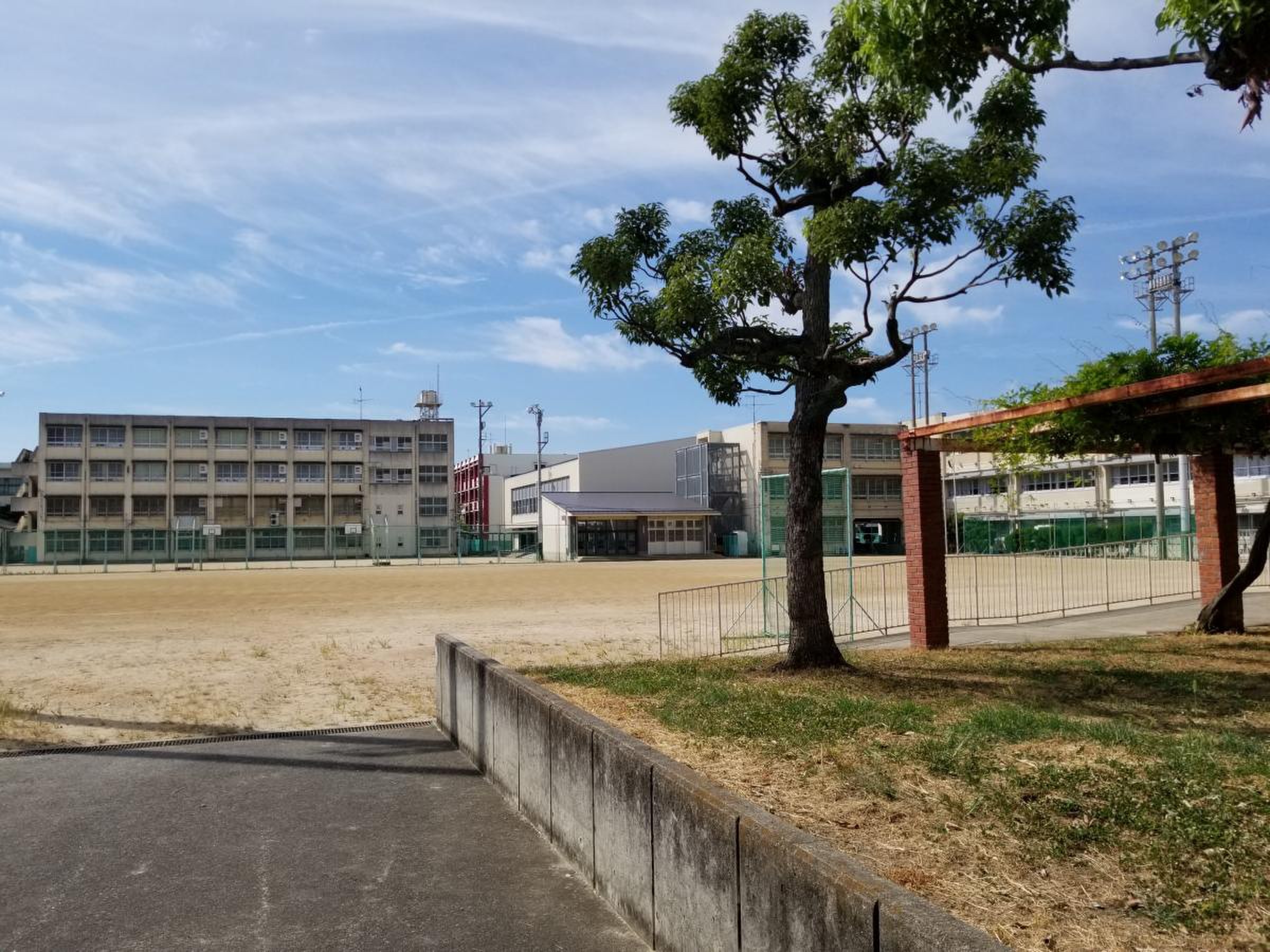 堺 市立 旭 中学校