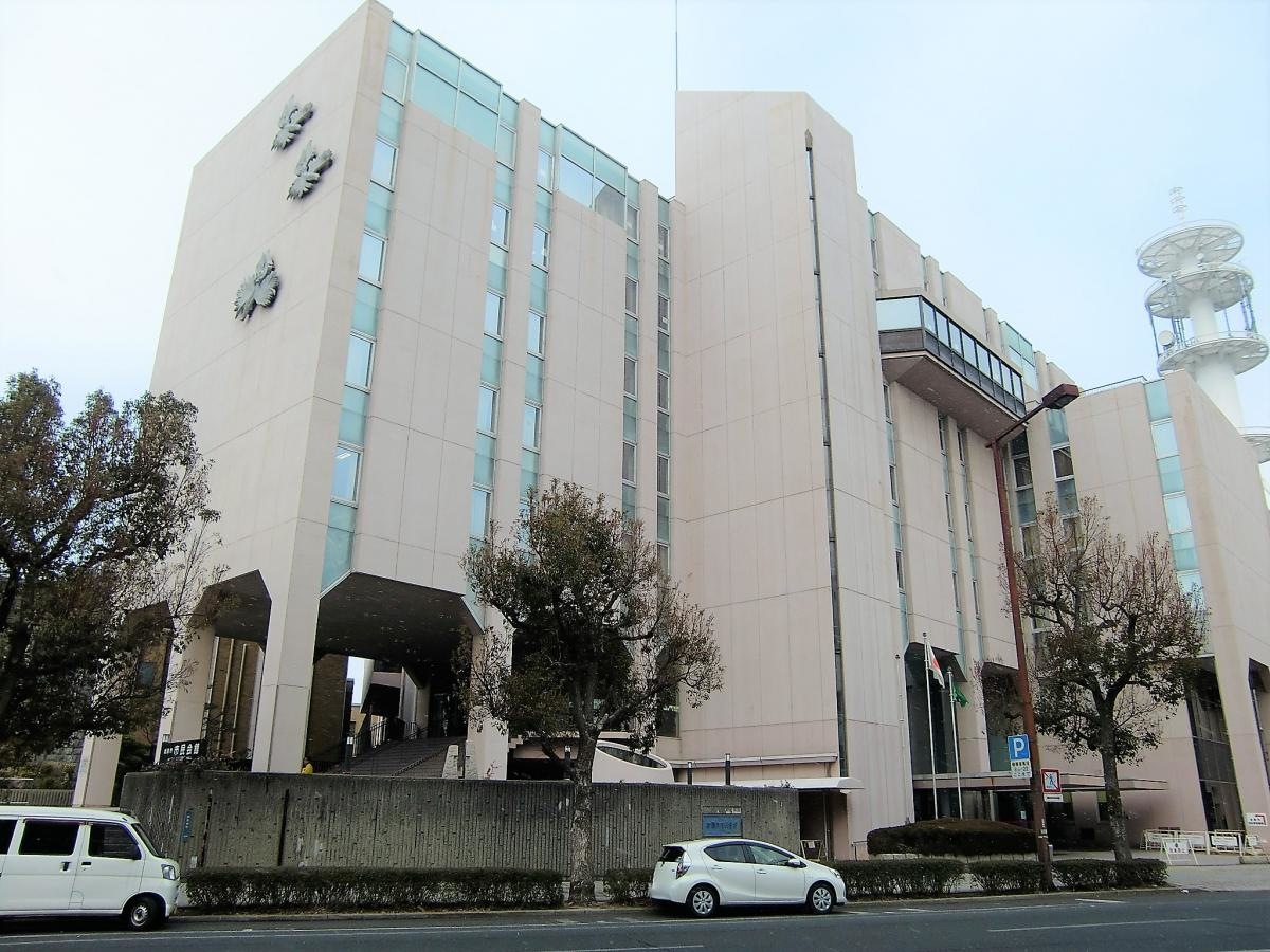 姫路市市民会館