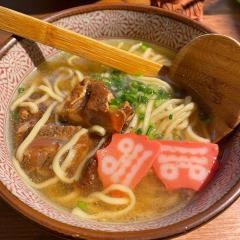 沖縄料理ソーキ家