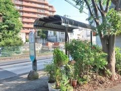 「妙法寺下」バス停留所