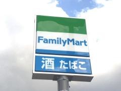 ファミリーマート　松岡室店