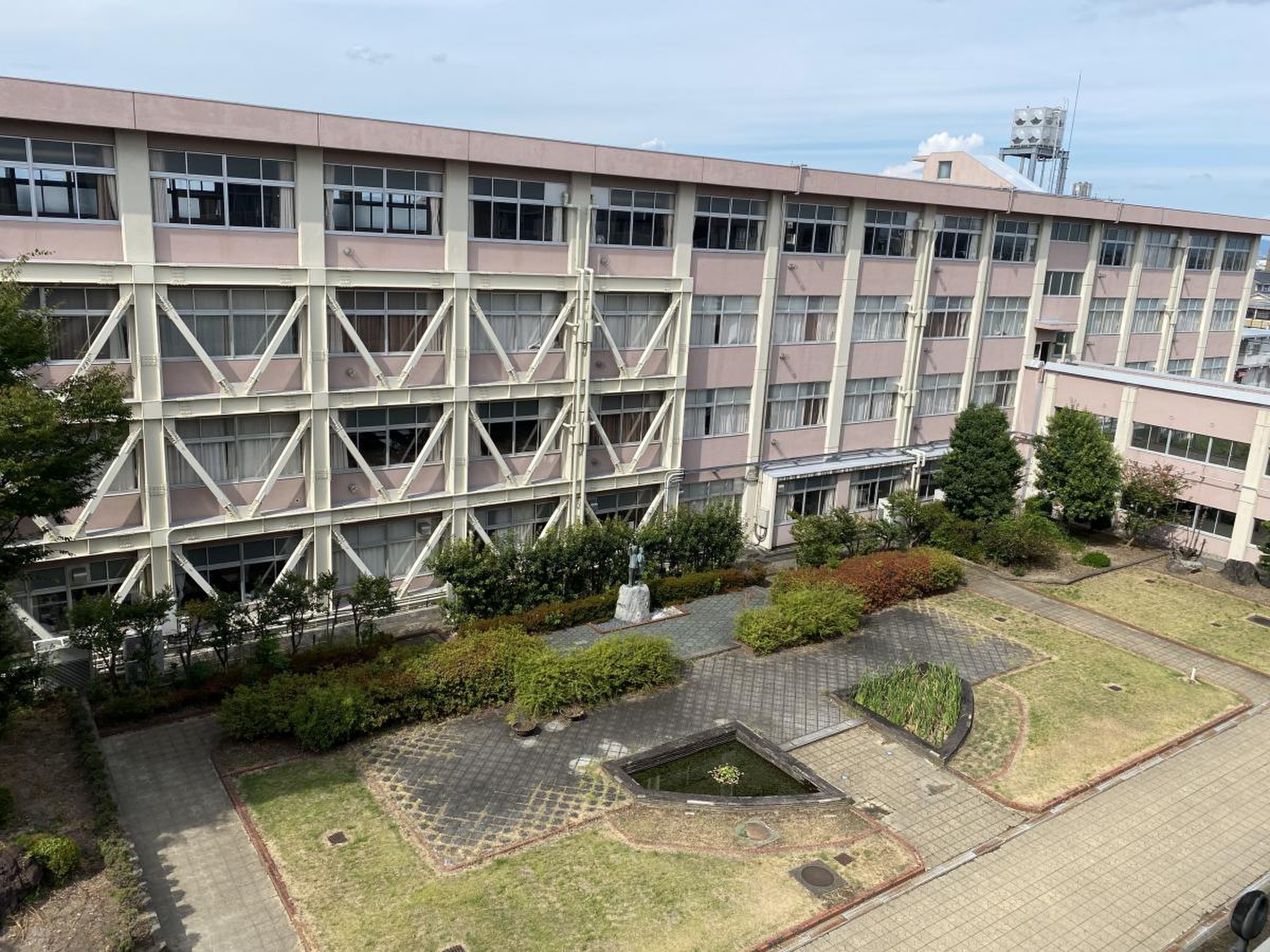 公の場での発言・インタビュー報道記録
