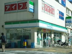 ファミリーマート　高速神戸店