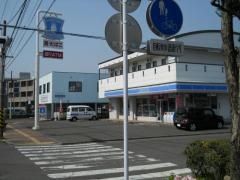 ローソン　出水市役所前店