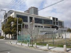 尼崎市立中央図書館