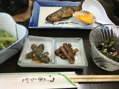 あたりや