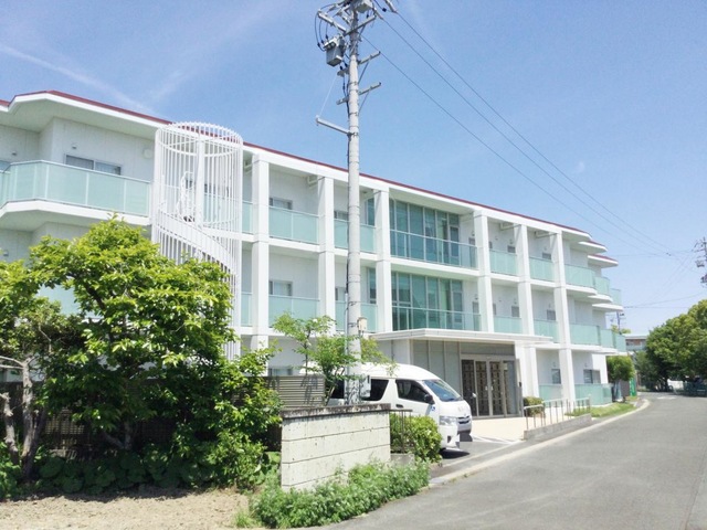 特別養護老人ホーム　鶴寿の里