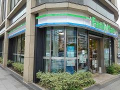 ファミリーマート　西五反田七丁目店