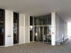 北杜市ながさか図書館