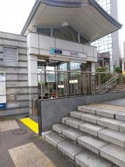新大塚駅