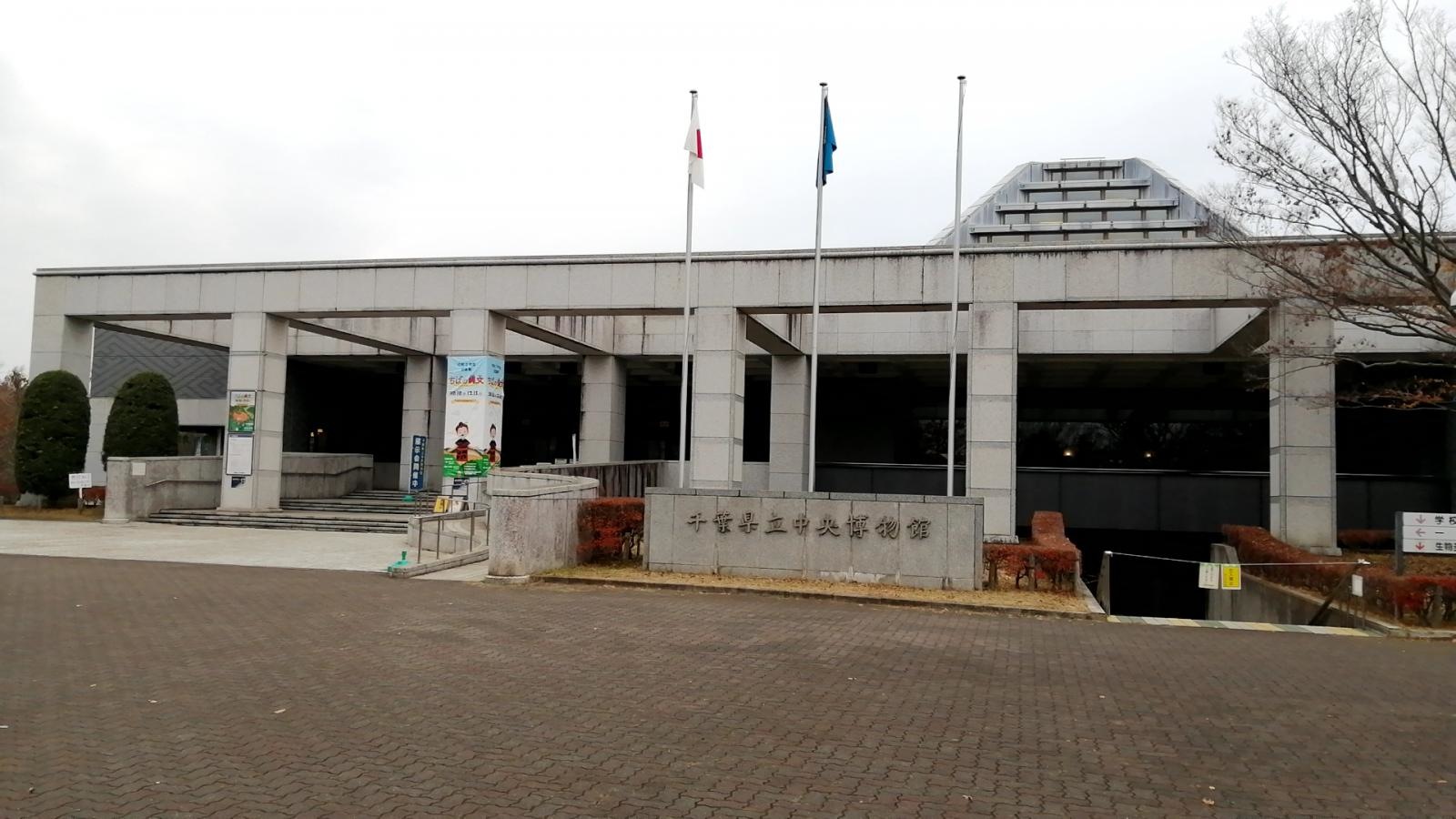 建物正面